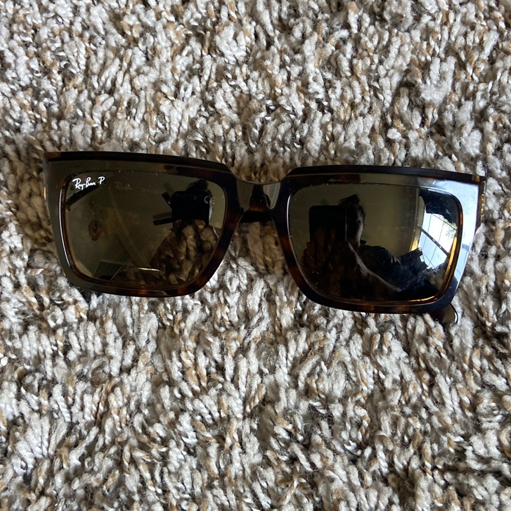 Brown Tortiese RayBans